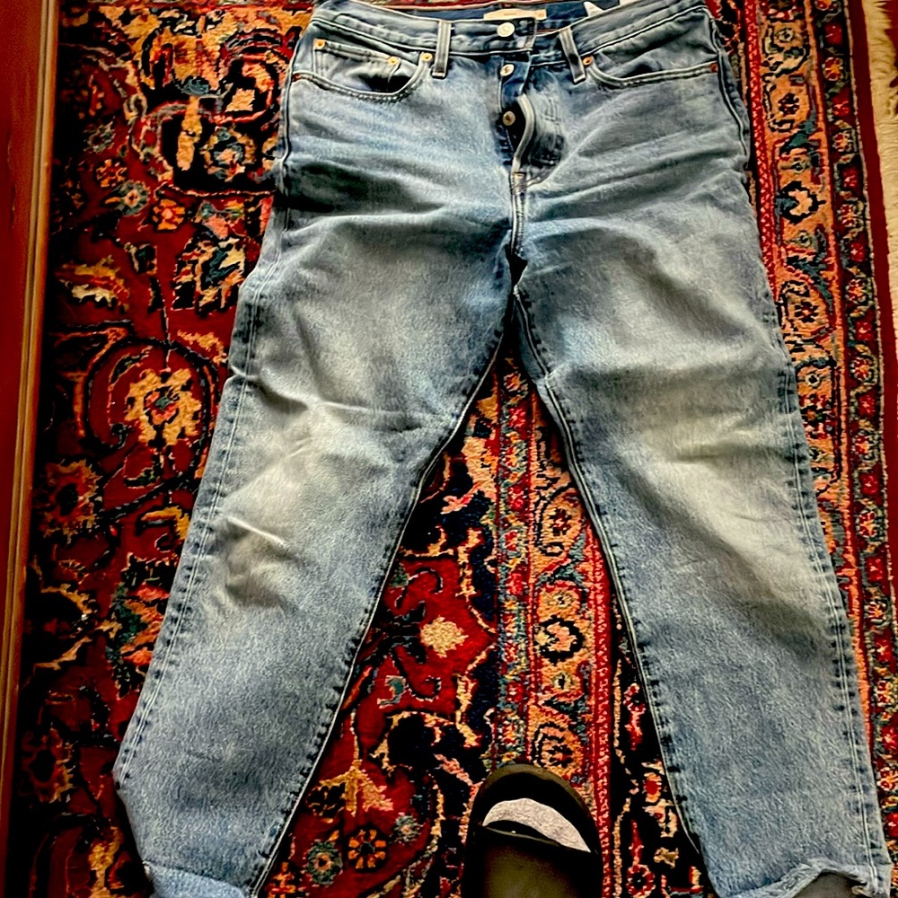 Levi’s wedgie jeans
